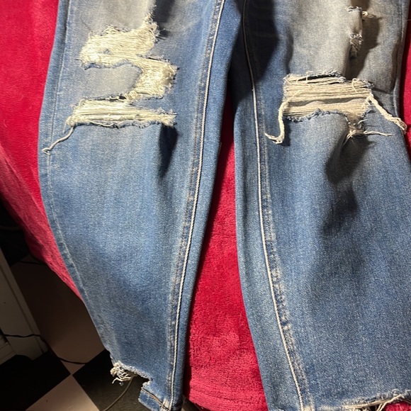 Vervet Los Angeles. Size 18.  Distressed - Picture 2 of 4